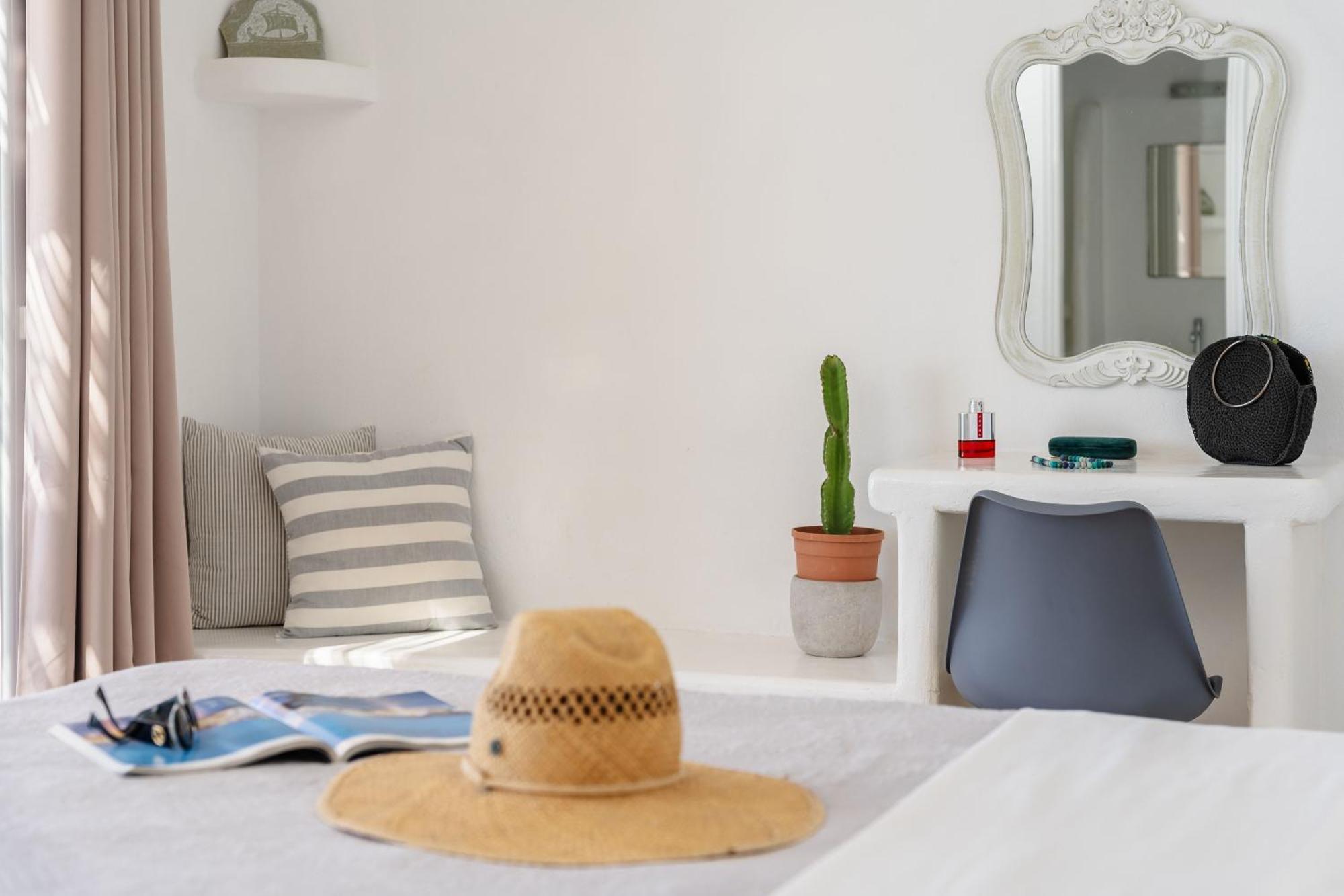 Manios Suites Agia Anna  Extérieur photo
