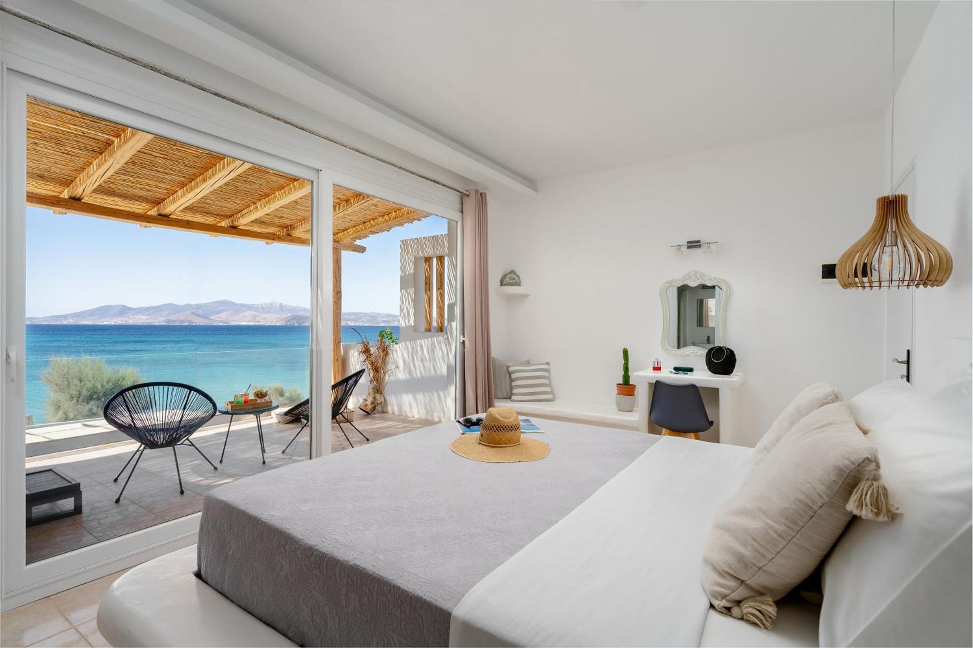 Manios Suites Agia Anna  Extérieur photo